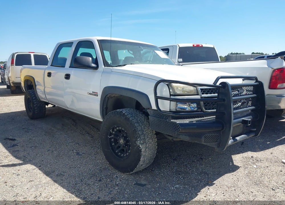 2005 CHEVROLET SILVERADO 2500HD WORK TRUCK VIN: 1GCHK23275F928043