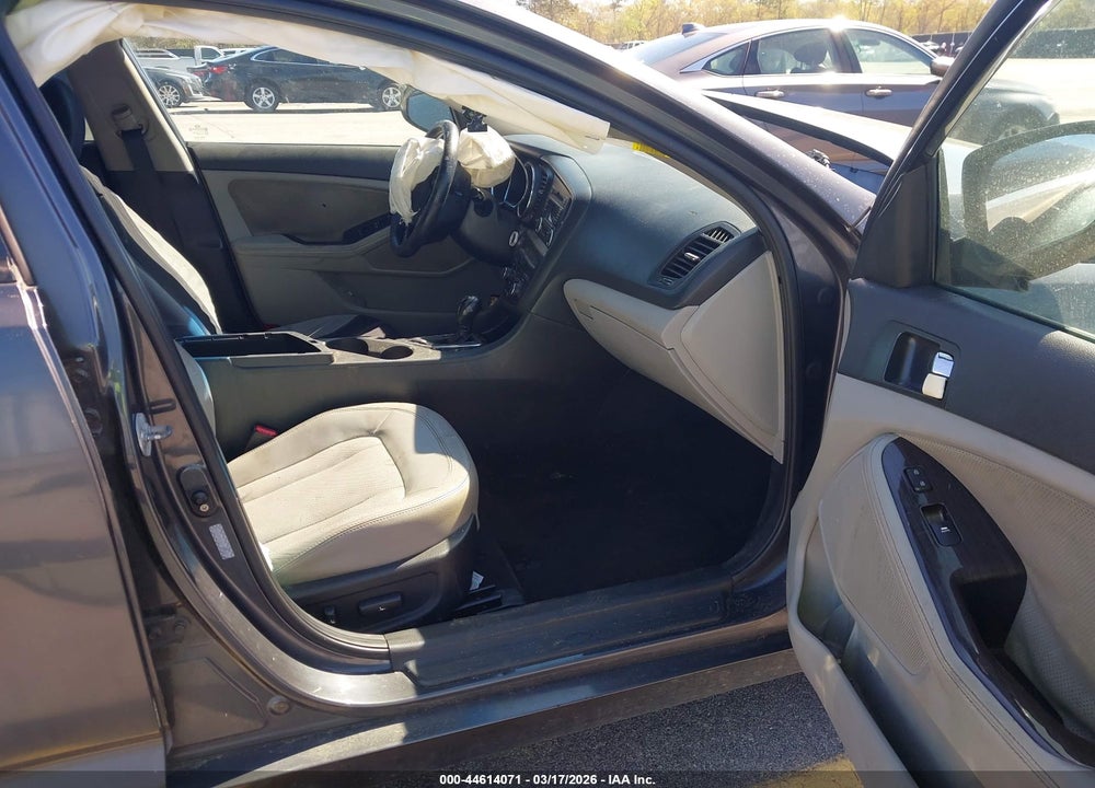 2011 KIA OPTIMA EX TURBO VIN: KNAGN4A65B5165104