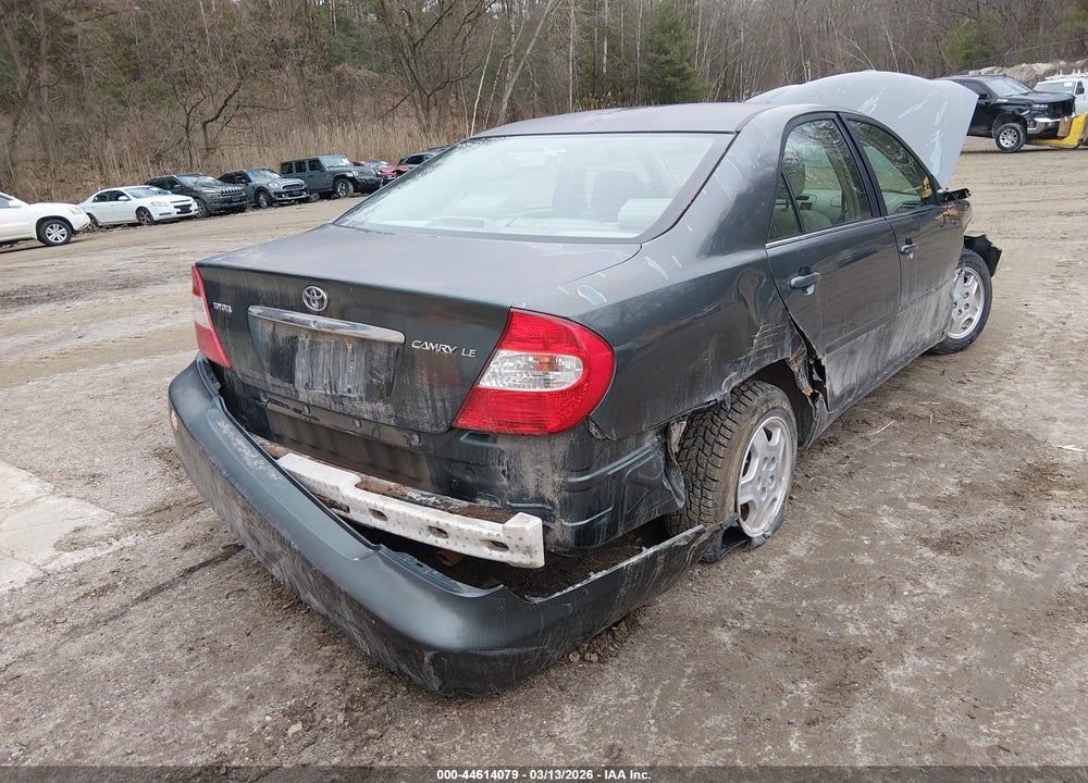 2002 TOYOTA CAMRY LE VIN: 4T1BE32KX2U588295