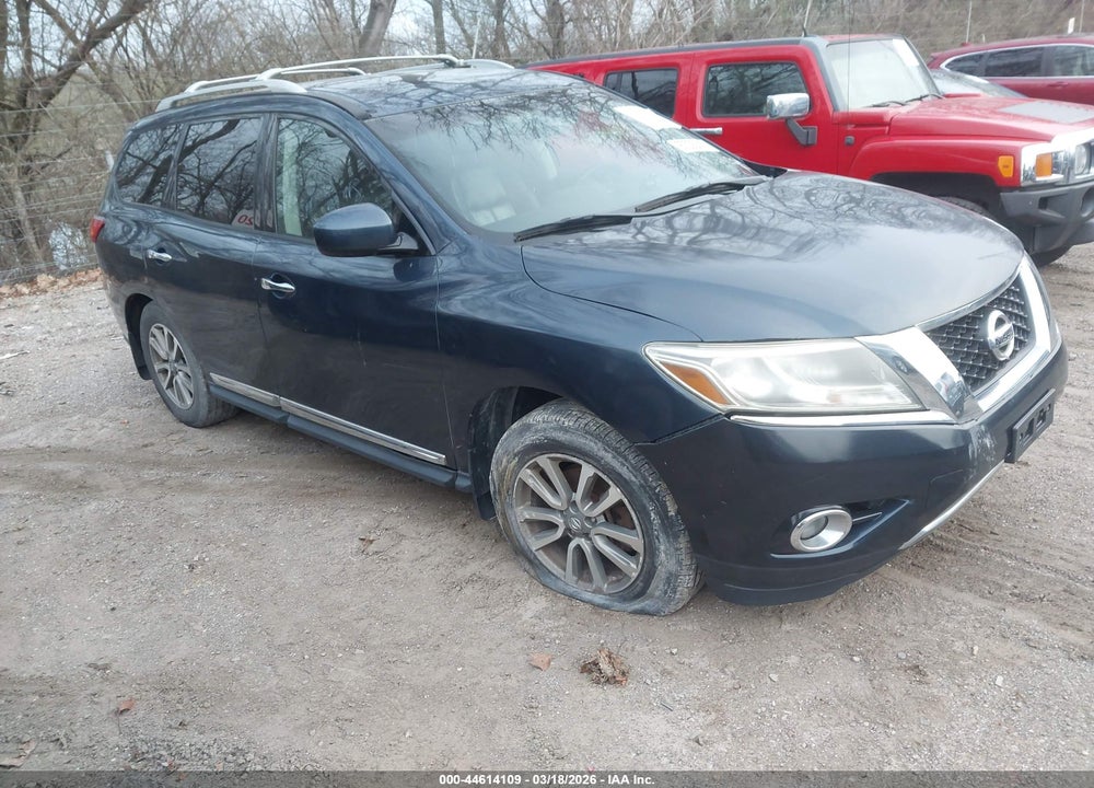 2013 NISSAN PATHFINDER VIN: 5N1AR2MM7DC615227