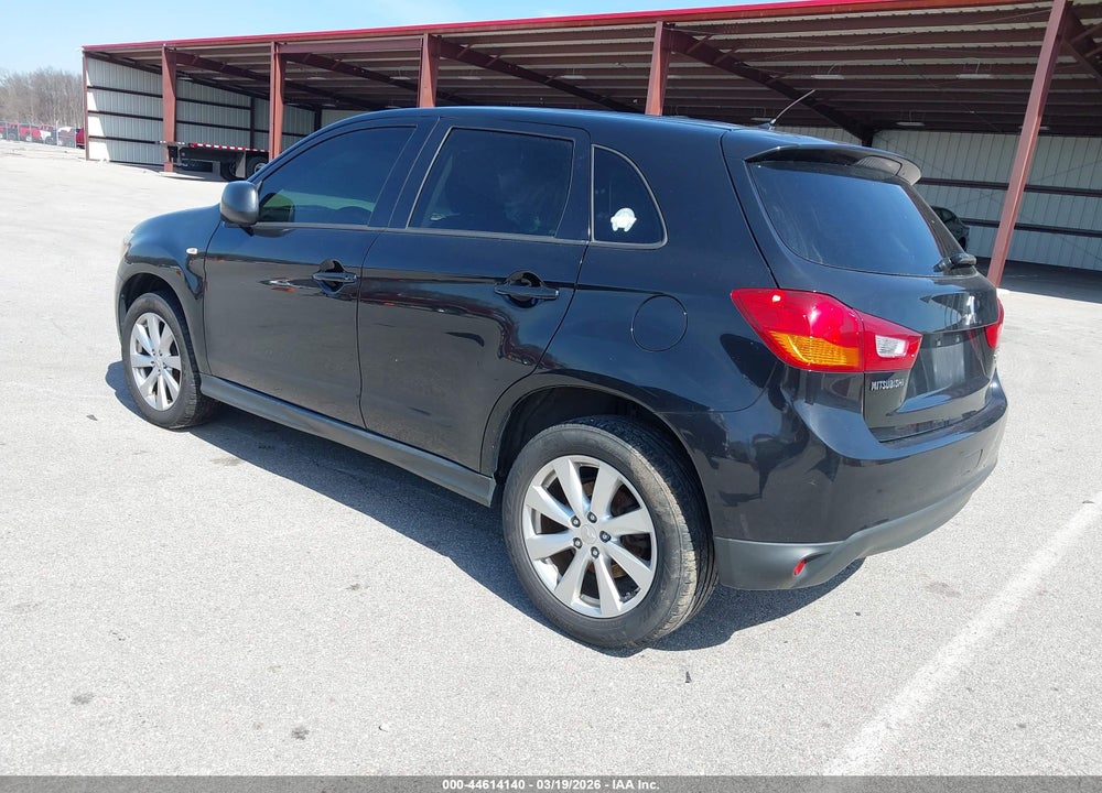2015 MITSUBISHI OUTLANDER SPORT ES VIN: 4A4AP3AUXFE010896