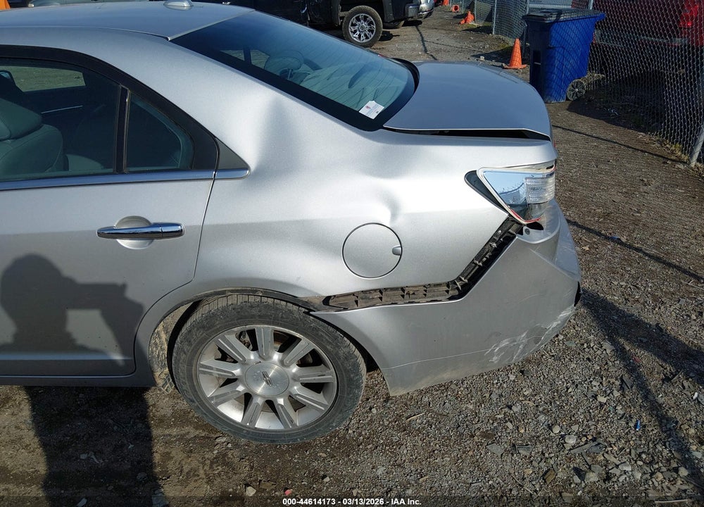 2010 LINCOLN MKZ VIN: 3LNHL2GC2AR607102