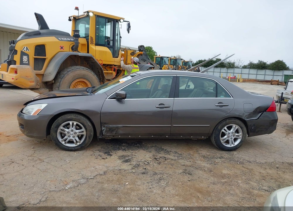 2007 HONDA ACCORD 2.4 EX VIN: 1HGCM56817A082712