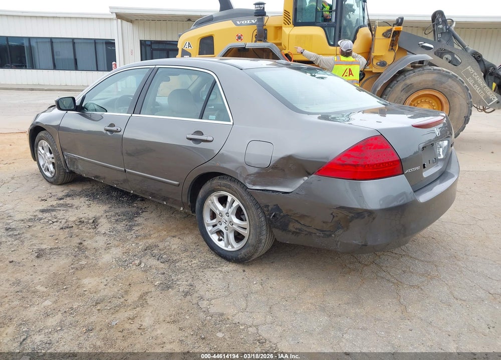 2007 HONDA ACCORD 2.4 EX VIN: 1HGCM56817A082712