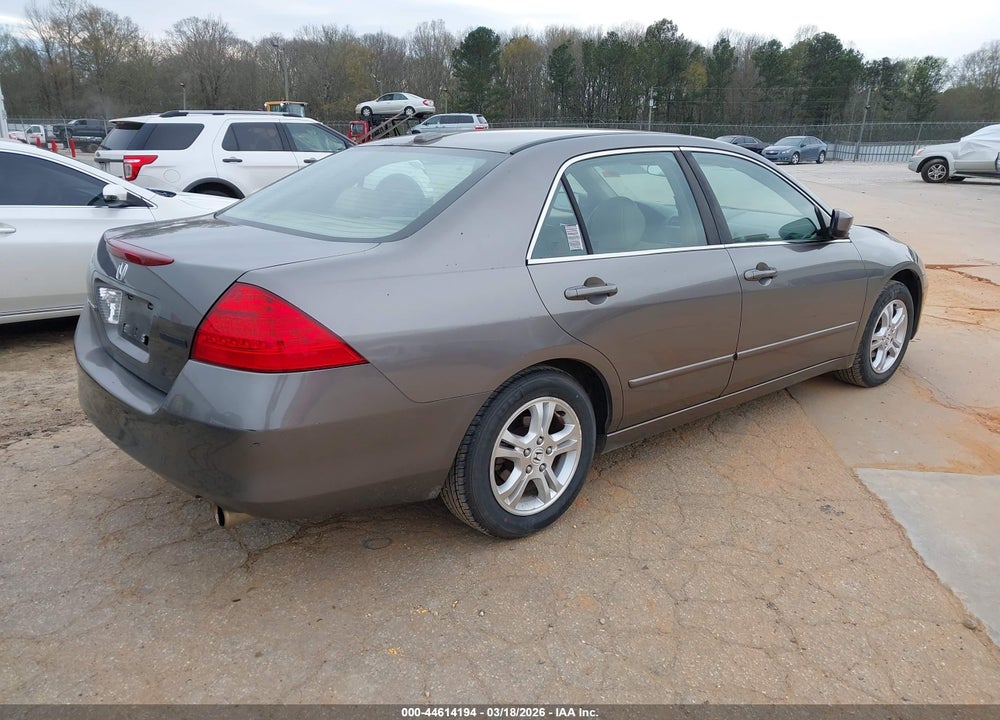 2007 HONDA ACCORD 2.4 EX VIN: 1HGCM56817A082712