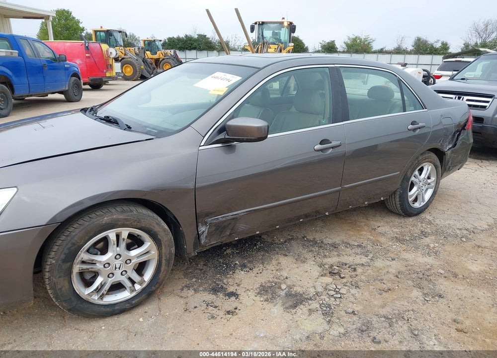 2007 HONDA ACCORD 2.4 EX VIN: 1HGCM56817A082712