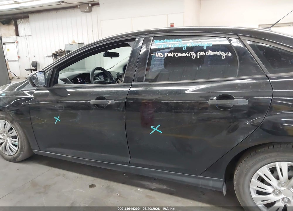 2015 FORD FOCUS S VIN: 1FADP3E22FL269574