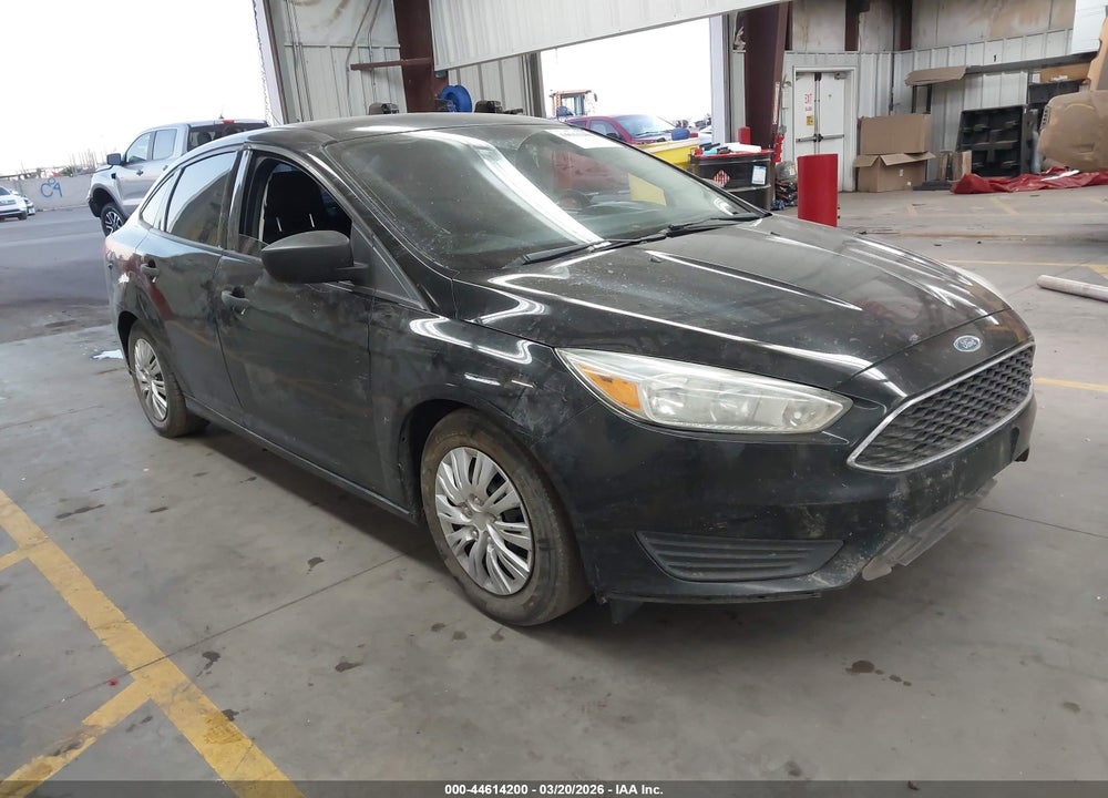 2015 FORD FOCUS S VIN: 1FADP3E22FL269574