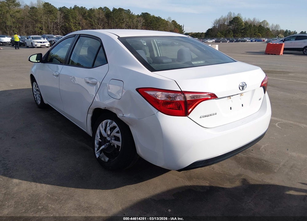 2019 TOYOTA COROLLA LE VIN: 5YFBURHE3KP935216