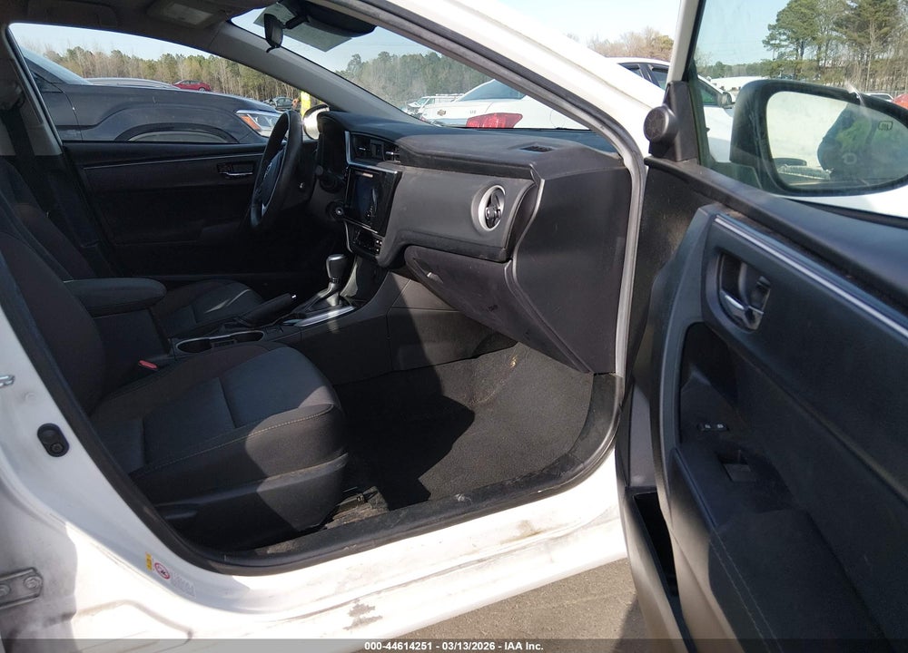 2019 TOYOTA COROLLA LE VIN: 5YFBURHE3KP935216