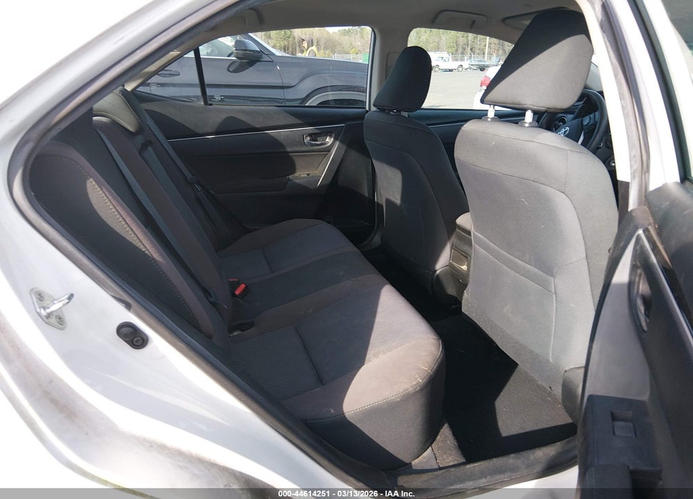 2019 TOYOTA COROLLA LE VIN: 5YFBURHE3KP935216