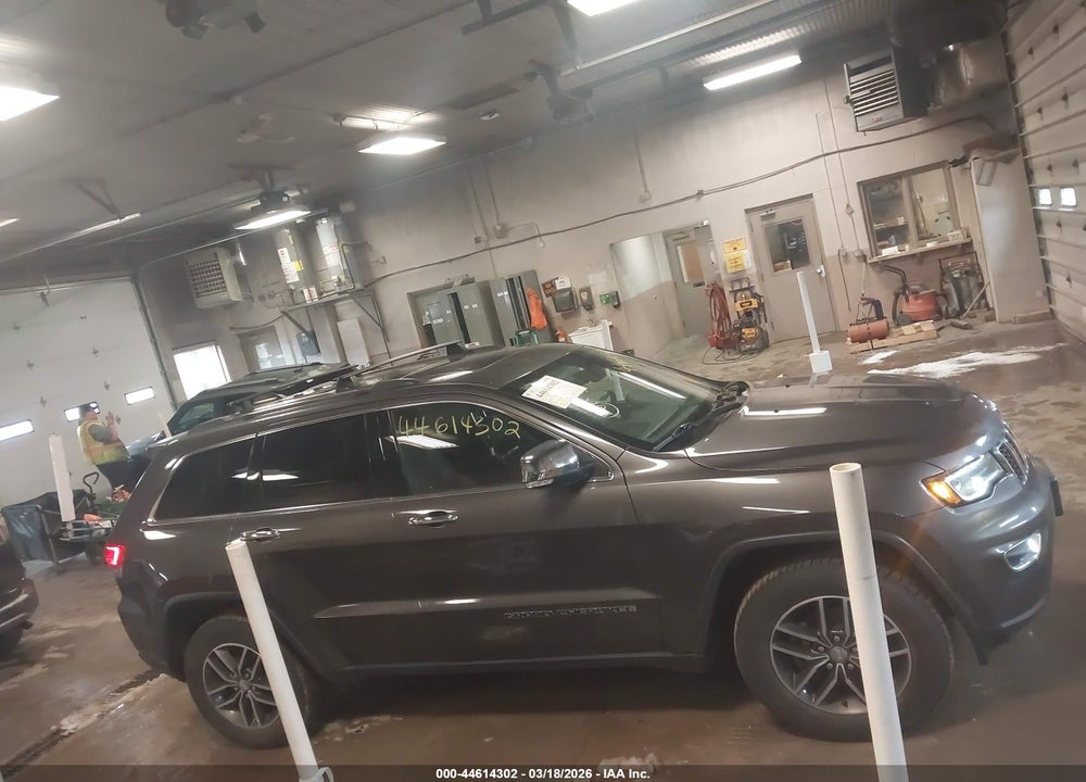 2017 JEEP GRAND CHEROKEE LIMITED 4X4 VIN: 1C4RJFBG7HC924561