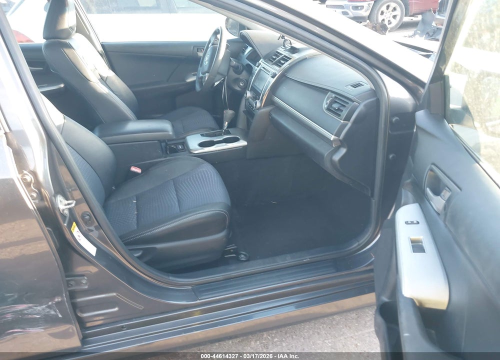 2014 TOYOTA CAMRY SE SPORT VIN: 4T1BF1FK8EU744091