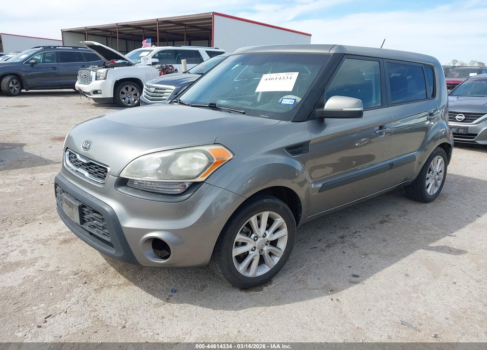 2012 KIA SOUL + VIN: KNDJT2A64C7427025