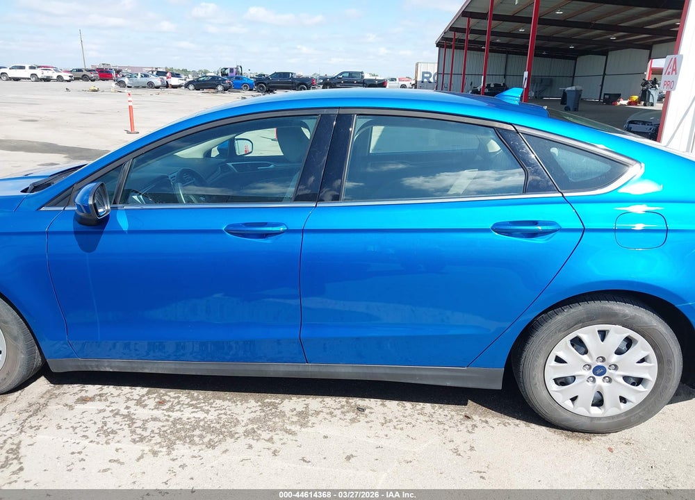 2020 FORD FUSION S VIN: 3FA6P0G79LR201589