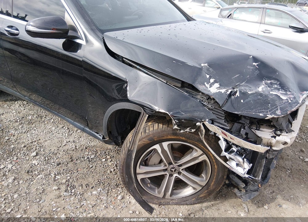 2019 MERCEDES-BENZ GLC 300 VIN: WDC0G4JB2KF590148