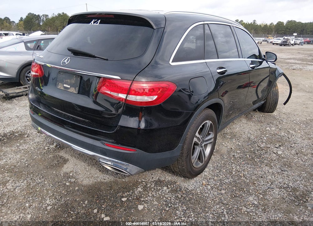 2019 MERCEDES-BENZ GLC 300 VIN: WDC0G4JB2KF590148