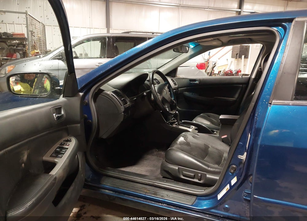 2006 HONDA ACCORD 3.0 EX VIN: 1HGCM66896A066438
