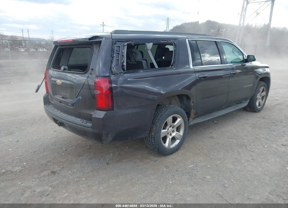2015 CHEVROLET SUBURBAN 1500 LT VIN: 1GNSKJKC1FR295301