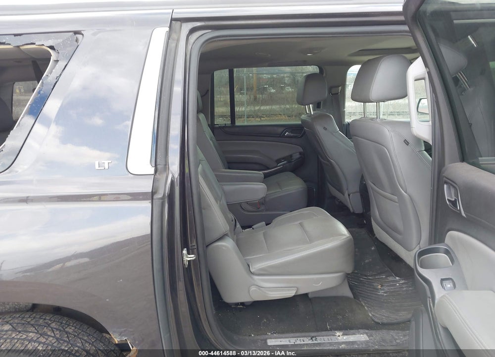 2015 CHEVROLET SUBURBAN 1500 LT VIN: 1GNSKJKC1FR295301
