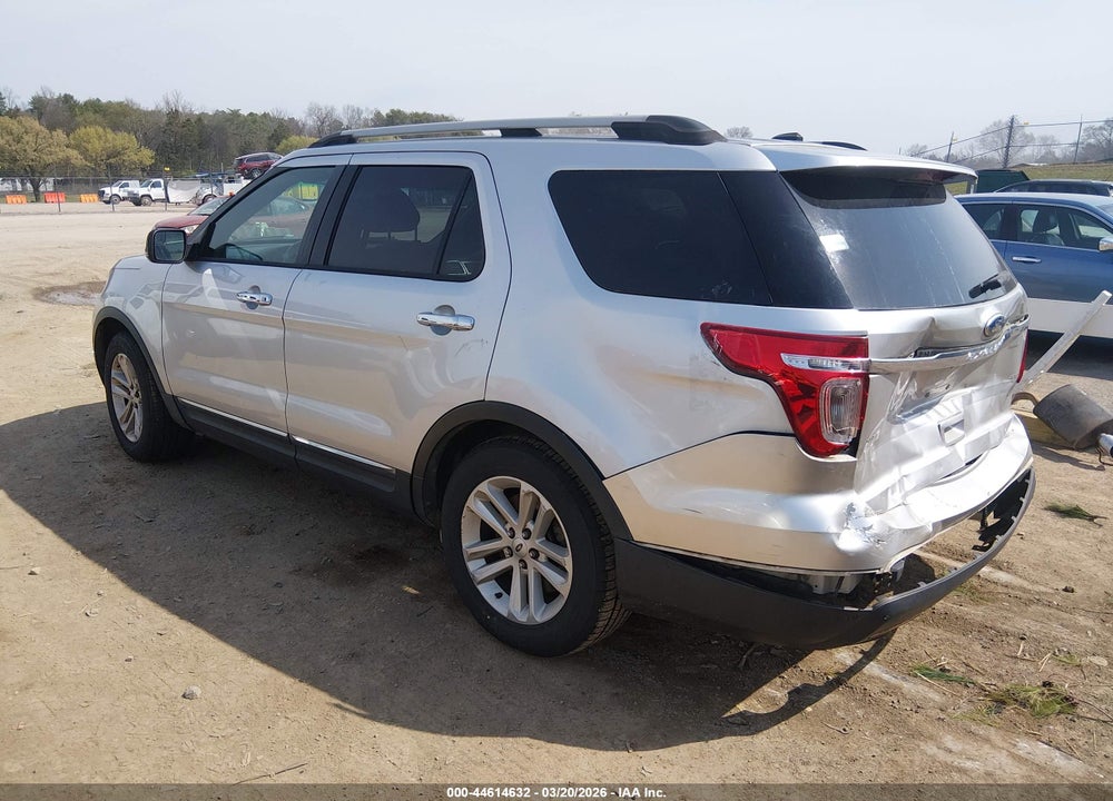 2013 FORD EXPLORER XLT VIN: 1FM5K7D87DGB54318