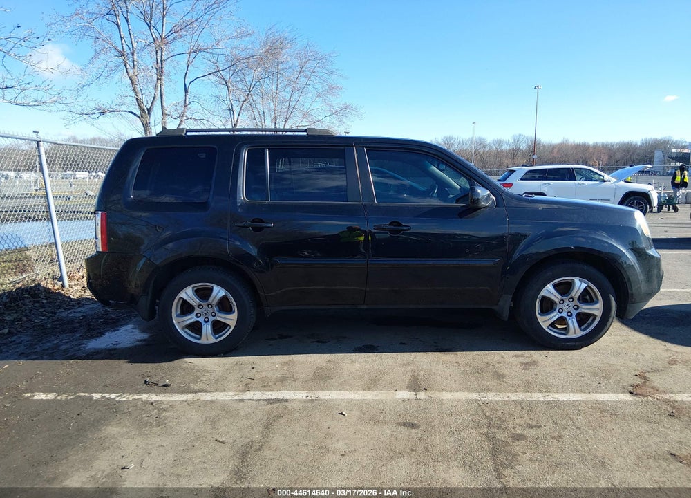 2014 HONDA PILOT EX-L VIN: 5FNYF4H72EB032628