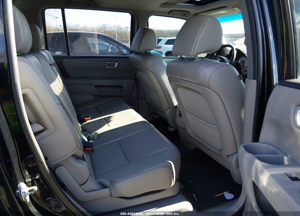 2014 HONDA PILOT EX-L VIN: 5FNYF4H72EB032628