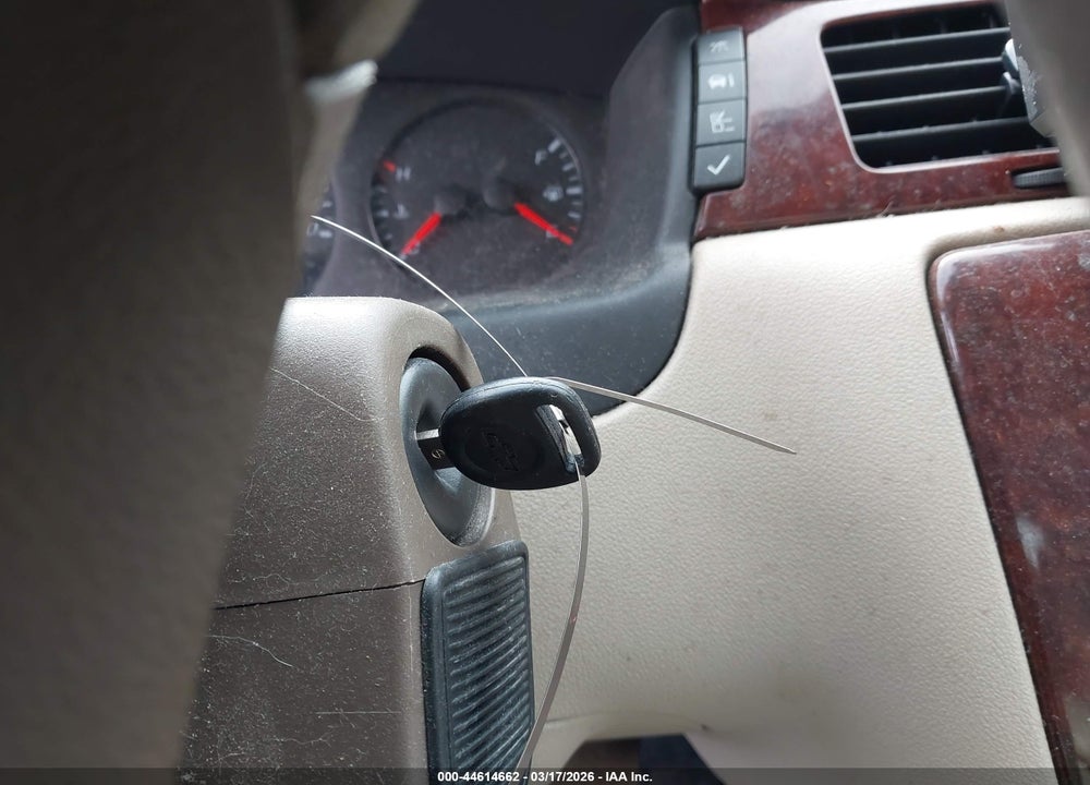 2008 CHEVROLET IMPALA LS VIN: 2G1WB58K781338205