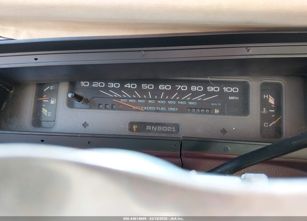 1993 CHEVROLET CAPRICE CLASSIC VIN: 1G1BL53E9PR131396