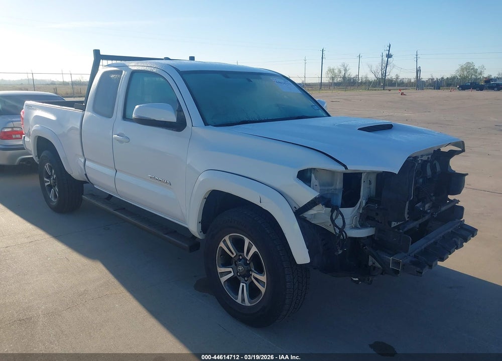 2016 TOYOTA TACOMA TRD SPORT VIN: 5TFRZ5CN2GX003310