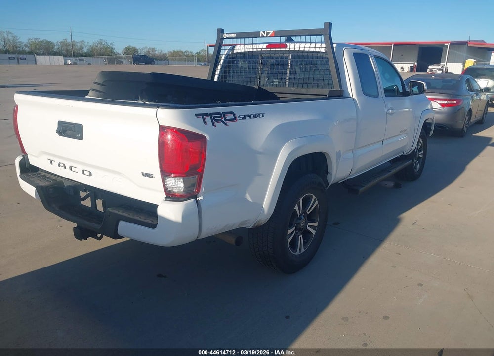 2016 TOYOTA TACOMA TRD SPORT VIN: 5TFRZ5CN2GX003310