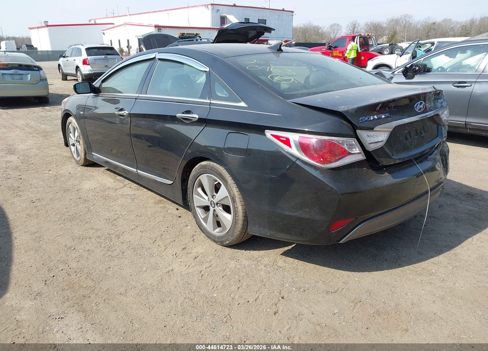 2012 HYUNDAI SONATA HYBRID VIN: KMHEC4A46CA024741