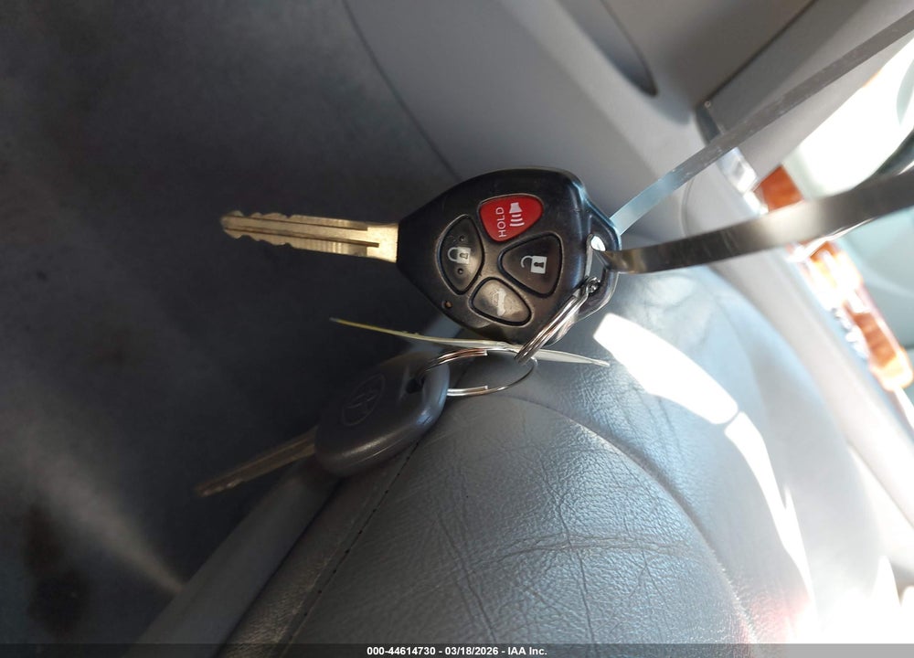 2011 TOYOTA CAMRY XLE VIN: 4T1BF3EKXBU226461