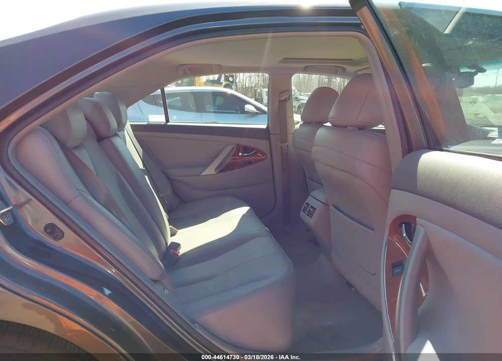 2011 TOYOTA CAMRY XLE VIN: 4T1BF3EKXBU226461