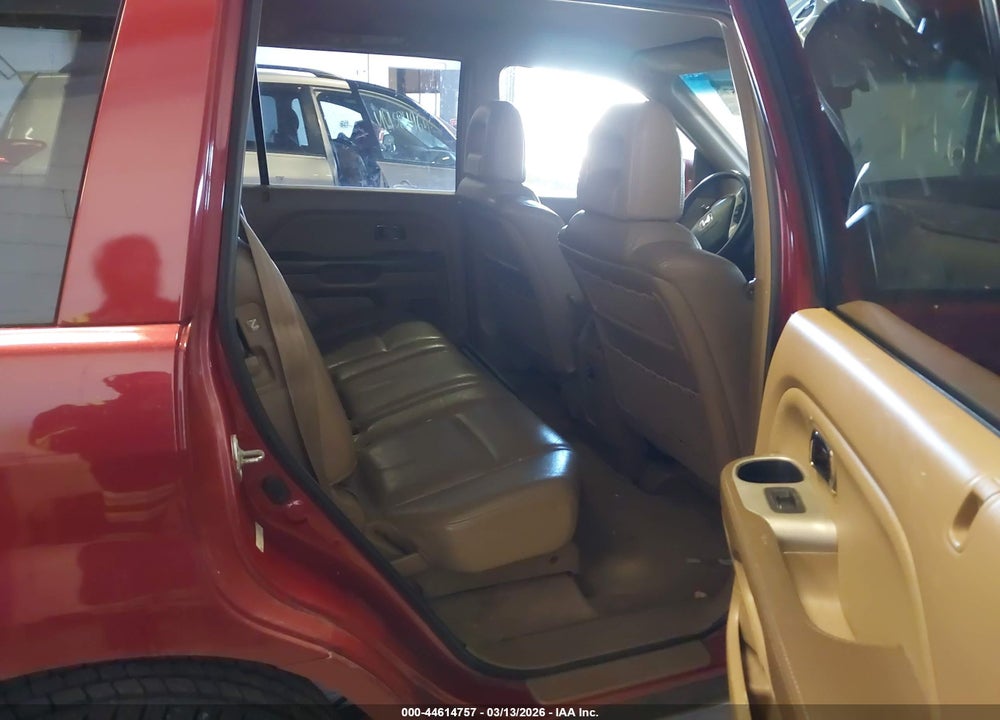 2004 HONDA PILOT EX-L VIN: 2HKYF18514H530140