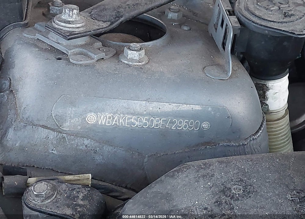 2011 BMW 328I VIN: WBAKE5C50BE429690