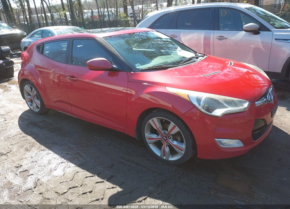 2013 HYUNDAI VELOSTER BASE W/GRAY VIN: KMHTC6ADXDU120424