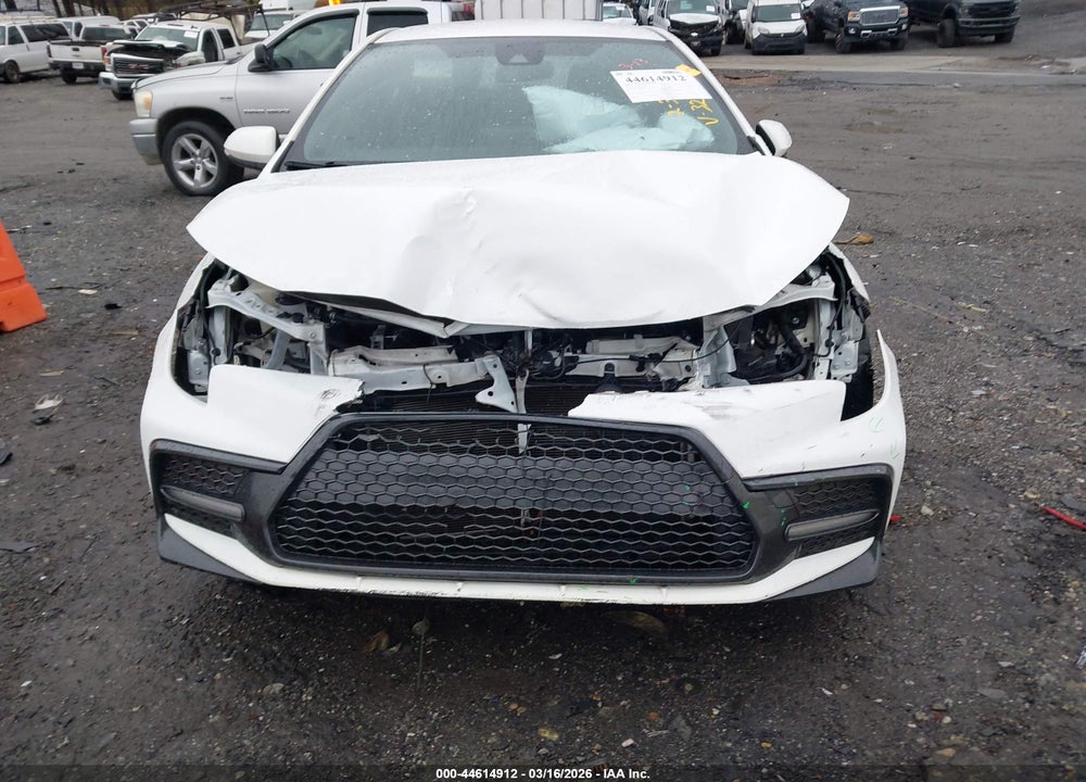 2020 TOYOTA COROLLA SE VIN: JTDS4RCE1LJ023231