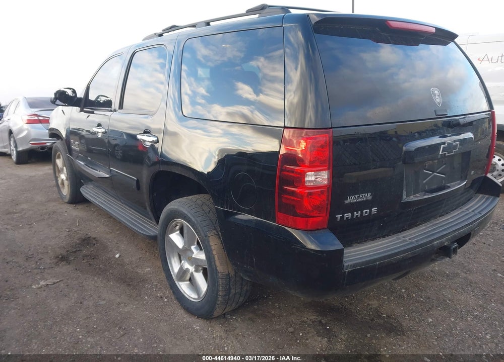 2013 CHEVROLET TAHOE LS VIN: 1GNSCAE00DR357752