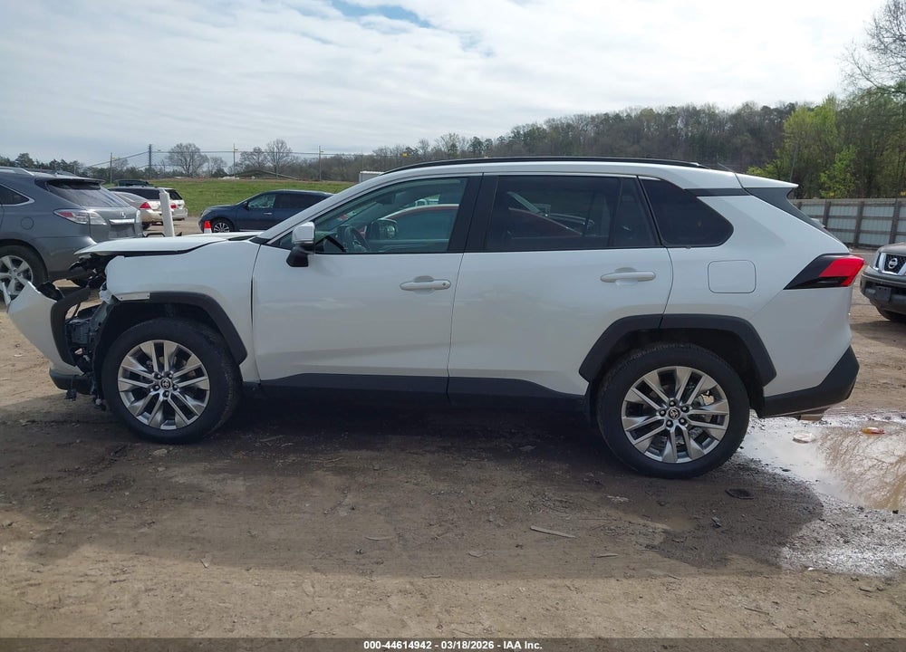 2024 TOYOTA RAV4 XLE PREMIUM VIN: 2T3A1RFV9RW493470