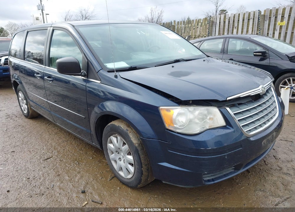 2009 CHRYSLER TOWN & COUNTRY LX VIN: 2A8HR44E79R633466