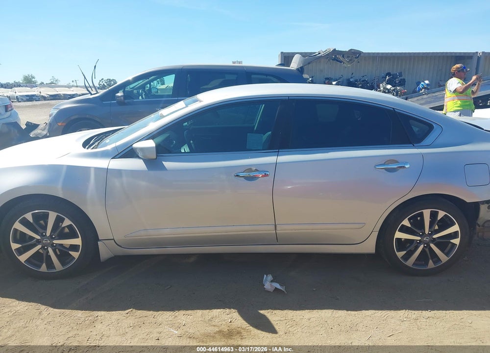 2016 NISSAN ALTIMA 2.5 SR VIN: 1N4AL3AP9GC291542