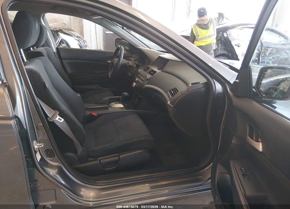 2012 HONDA ACCORD 2.4 LX VIN: 1HGCP2F30CA206957
