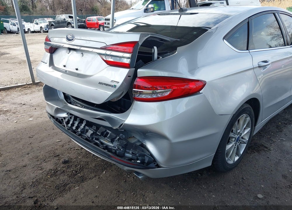 2017 FORD FUSION HYBRID SE VIN: 3FA6P0LU3HR381185