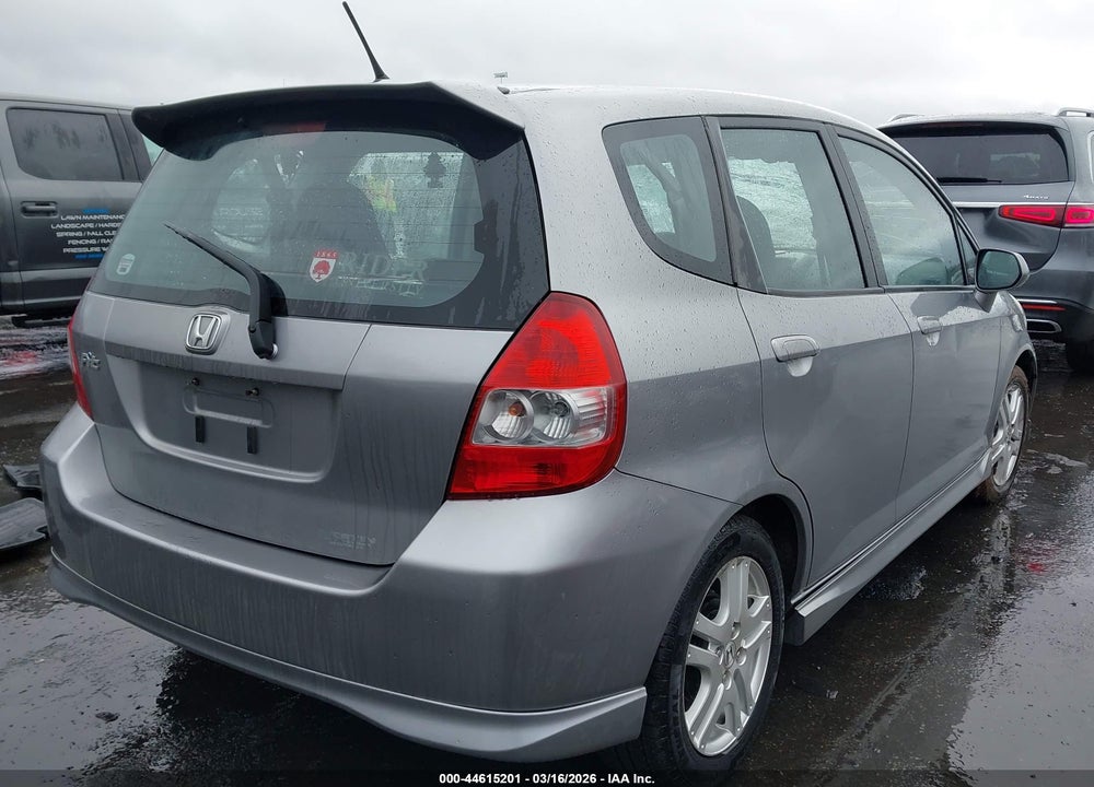 2007 HONDA FIT SPORT VIN: JHMGD38637S055357