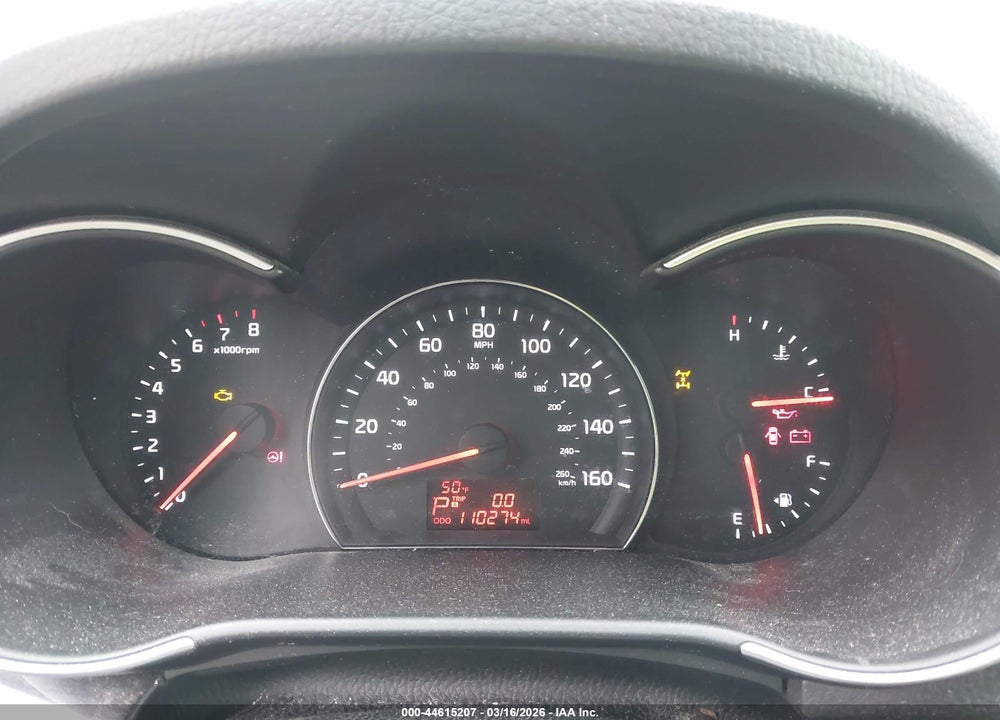 2015 KIA SORENTO LX VIN: 5XYKTDA66FG652103