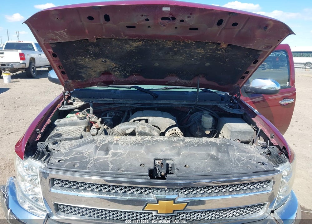 2013 CHEVROLET SILVERADO 1500 LT VIN: 3GCPCSE09DG326584
