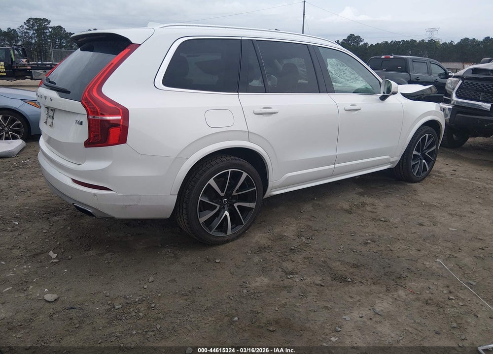 2020 VOLVO XC90 T6 MOMENTUM 6 PASSENGER VIN: YV4A221K7L1561706