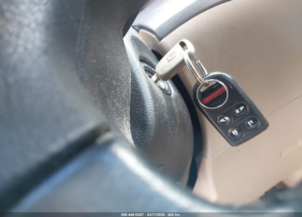 2006 HONDA ODYSSEY EX-L VIN: 5FNRL38726B442211