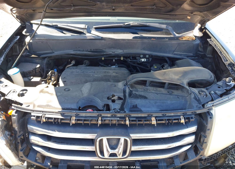 2015 HONDA PILOT TOURING VIN: 5FNYF3H92FB017866
